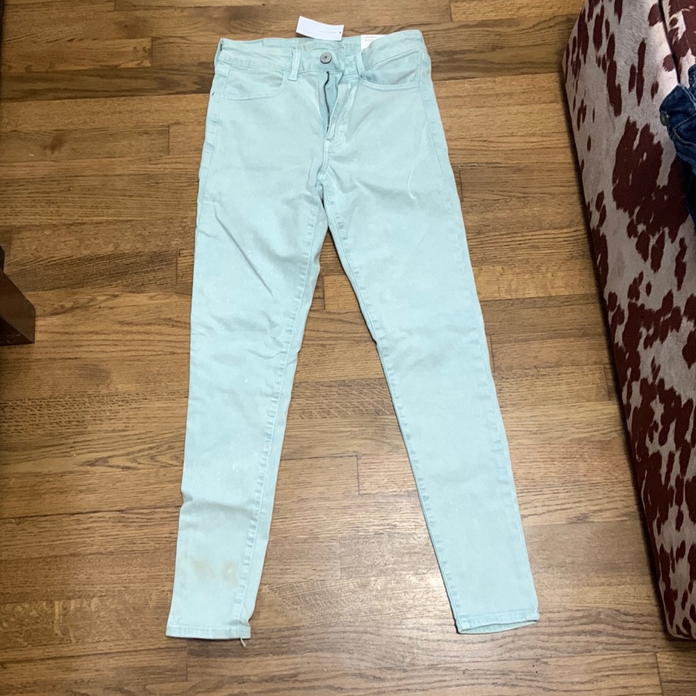 Light blue NEW American eagle hi-rise jeggings! NWT never worn!